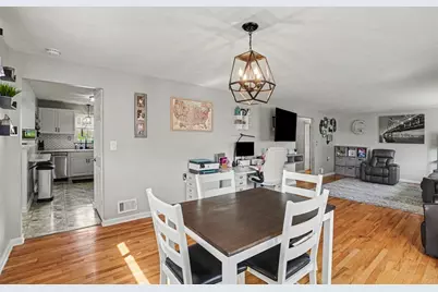 6501 Ventura Dr, South Park, PA 15236 - Photo 10