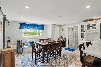 6501 Ventura Dr, South Park, PA 15236 - Photo 14