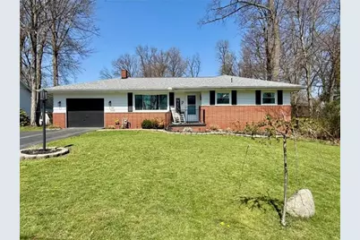 20 W Meyer, Neshannock Township, PA 16105 - Photo 1