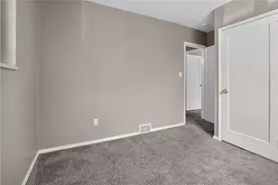 107 Dunbar Dr, Wilkins Township, PA 15235 - Photo 24