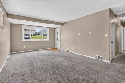 107 Dunbar Dr, Wilkins Township, PA 15235 - Photo 12