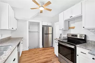 2007 Delaware Ave, New Castle, PA 16105 - Photo 16