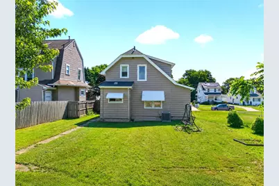 2007 Delaware Ave, New Castle, PA 16105 - Photo 4