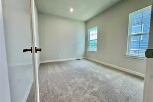 213 Winthrop Dr, Peters Township, PA 15367 - Photo 14