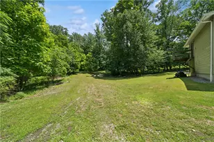 1351-1353 Mt Pleasant Rd, Hempfield Township, PA 15601 - Photo 44