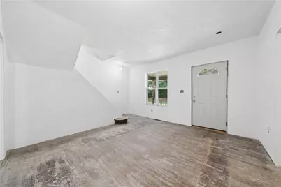 1351-1353 Mt Pleasant Rd, Hempfield Township, PA 15601 - Photo 20