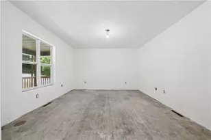 1351-1353 Mt Pleasant Rd, Hempfield Township, PA 15601 - Photo 24