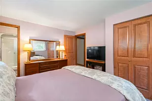 118 Merwood Dr, Ross Twp, PA 15214 - Photo 10