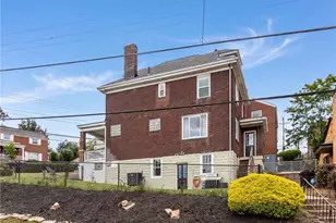 17 E Willock Rd, Pittsburgh, PA 15227 - Photo 26