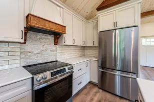 3364 Hills Church Rd, Murrysville, PA 15632 - Photo 6