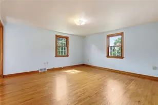 2529 Matterhorn Dr, Pittsburgh, PA 15090 - Photo 18
