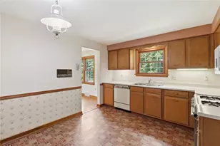 2529 Matterhorn Dr, Pittsburgh, PA 15090 - Photo 10