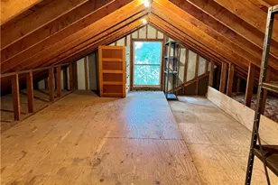 268 Holyoke Rd, Center Township, PA 16001 - Photo 32