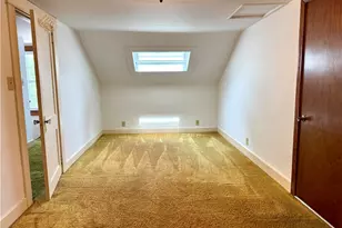 268 Holyoke Rd, Center Township, PA 16001 - Photo 24