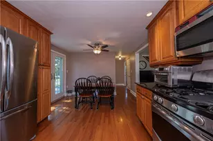 279 Southward Dr, Moon/Crescent Twp, PA 15108 - Photo 18