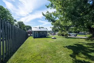 279 Southward Dr, Moon/Crescent Twp, PA 15108 - Photo 10