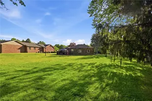 915 N Keel Ridge Rd, Hermitage, PA 16148 - Photo 26