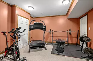 512 Laurel Oak Dr, Ohio Township, PA 15143 - Photo 34
