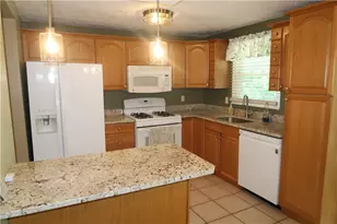 3079 Countryside Dr, Pittsburgh, PA 15101 - Photo 10