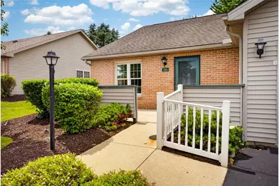 116 Park Crest Ln, Center Township, PA 16001 - Photo 4