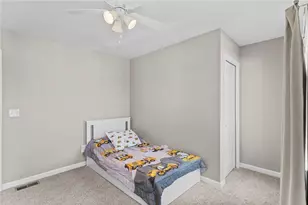 2806 Canterbury Dr, Imperial, PA 15126 - Photo 36