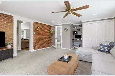 5336 Spring Valley Dr, Pittsburgh, PA 15236 - Photo 20