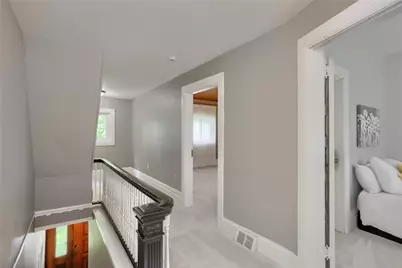 201 Center Avenue, Oakdale, PA 15071 - Photo 14