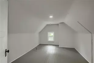 201 Center Ave, Oakdale, PA 15071 - Photo 28
