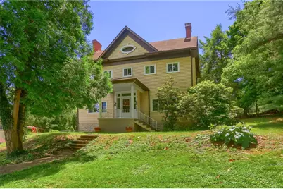 201 Center Avenue, Oakdale, PA 15071 - Photo 1