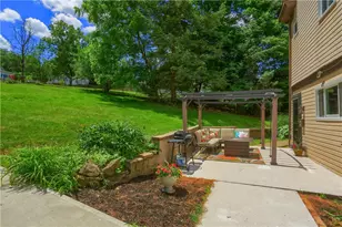 201 Center Ave, Oakdale, PA 15071 - Photo 34