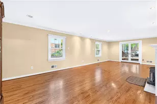 195 Gateshead Dr, Peters Township, PA 15317 - Photo 10
