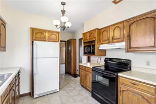 311 Line Ave, Ellwood City, PA 16117 - Photo 18