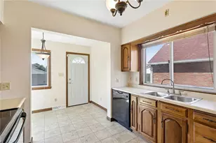 311 Line Ave, Ellwood City, PA 16117 - Photo 16
