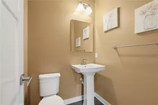4006 Crown Dr, South Park, PA 15129 - Photo 8