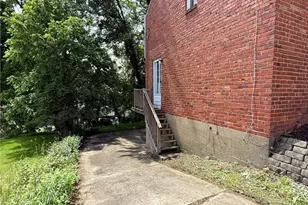 5251 Fieldcrest Dr, Pittsburgh, PA 15236 - Photo 20