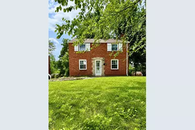 5251 Fieldcrest Dr, Pittsburgh, PA 15236 - Photo 1
