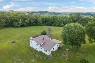 107 Rock Way Ln, Burrel-Blacklick, PA 15717 - Photo 2
