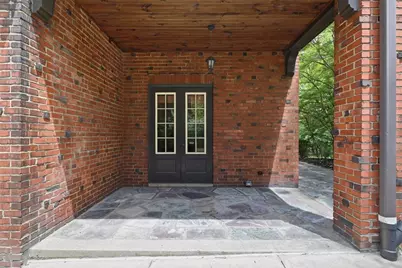 1264 Bellerock St, Pittsburgh, PA 15217 - Photo 4