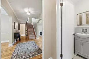 1264 Bellerock St, Pittsburgh, PA 15217 - Photo 8