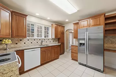 1264 Bellerock St, Pittsburgh, PA 15217 - Photo 18