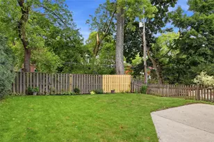 1264 Bellerock St, Pittsburgh, PA 15217 - Photo 42