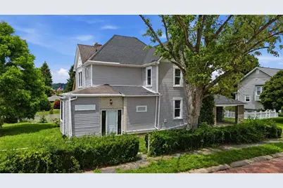 678 Gregg Ave, Bridgeville, PA 15017 - Photo 2