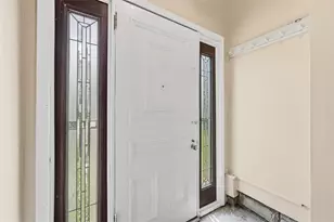 678 Gregg Ave, Bridgeville, PA 15017 - Photo 4