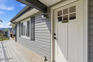 2017 Hulton Rd, Verona, PA 15147 - Photo 2