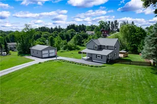 214 Willow Run Dr, Center Township, PA 16001 - Photo 4