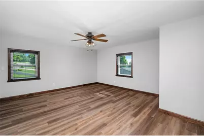 214 Willow Run Dr, Center Township, PA 16001 - Photo 20