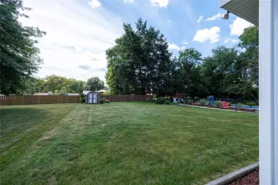 2853 W Munroe St, Bethel Park, PA 15102 - Photo 26