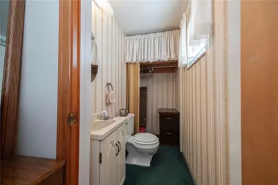 2853 W Munroe St, Bethel Park, PA 15102 - Photo 16