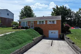 2853 W Munroe St, Bethel Park, PA 15102 - Photo 2