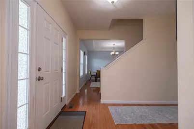 1909 Colonial Dr, Pittsburgh, PA 15143 - Photo 18